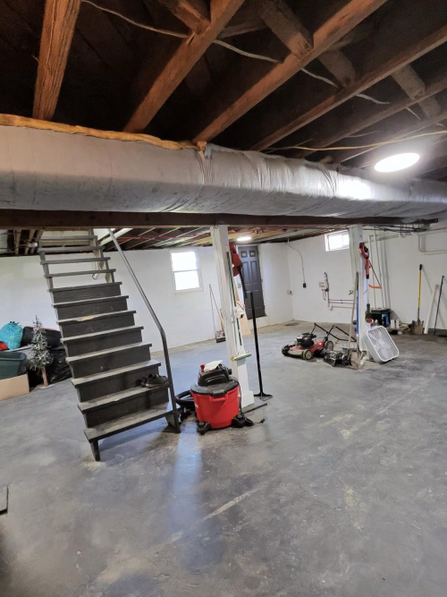 Listing Image 12