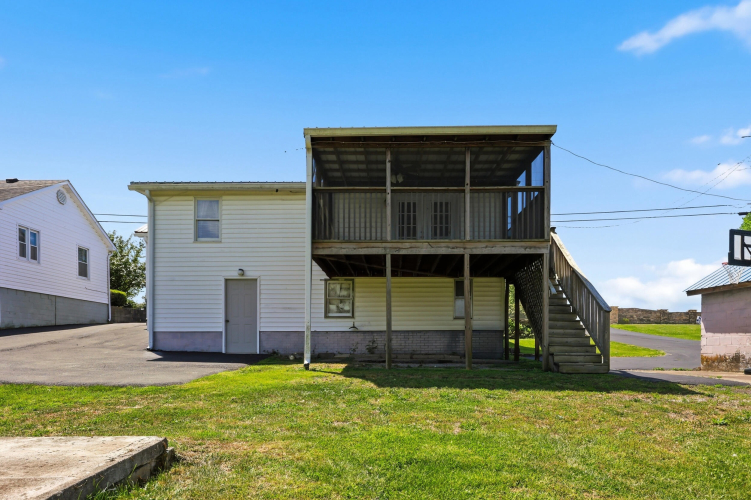 Listing Image 30