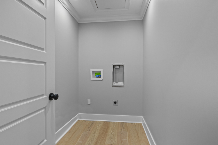 Listing Image 34
