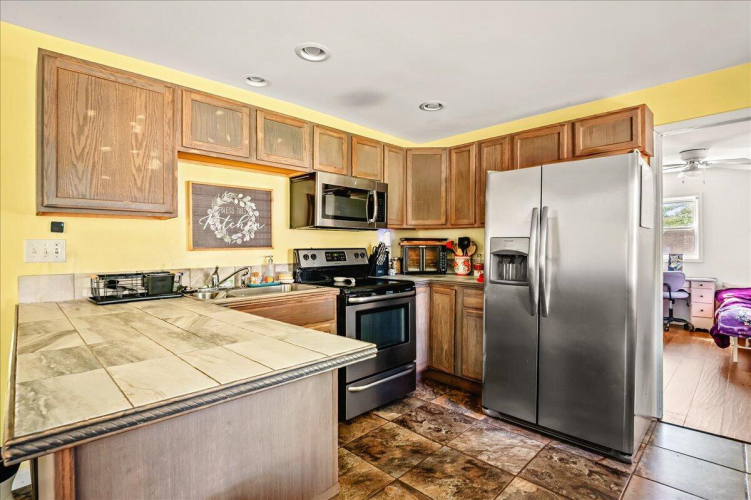 Listing Image 15