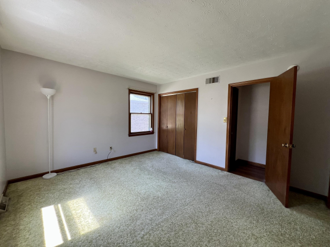 Listing Image 38