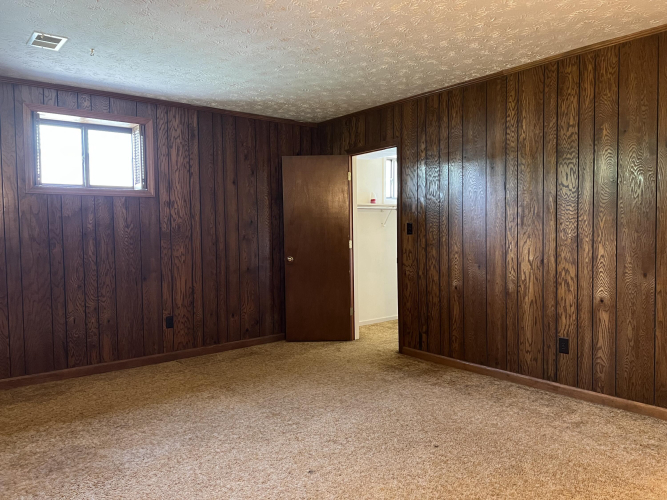 Listing Image 52