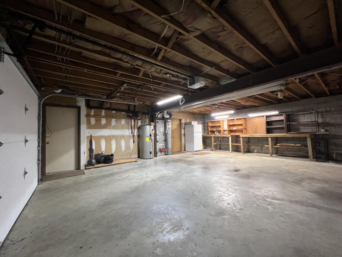 Listing Image 61