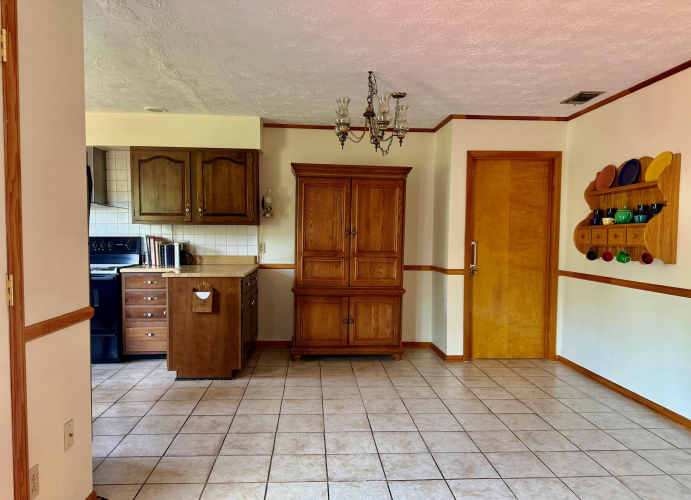 Listing Image 30