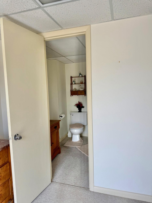 Listing Image 43