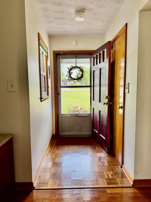 Listing Image 53