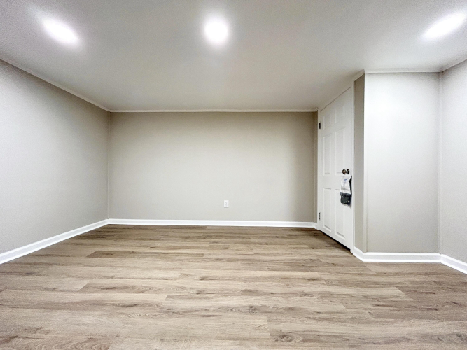 Listing Image 52