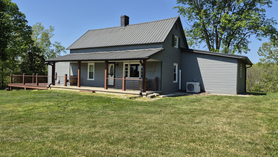Listing Image 4