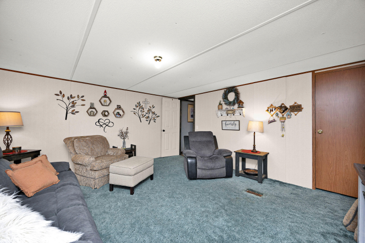 Listing Image 28