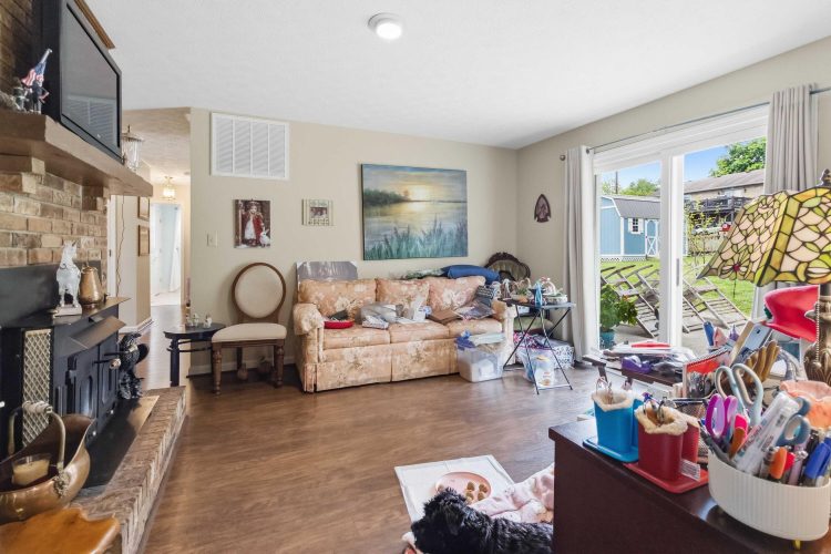 Listing Image 18