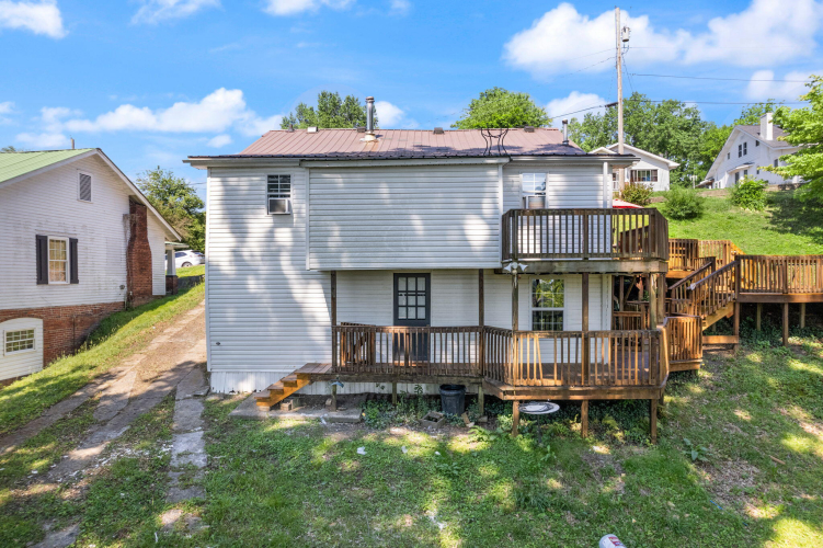 Listing Image 19