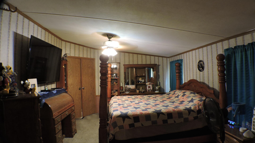 Listing Image 16