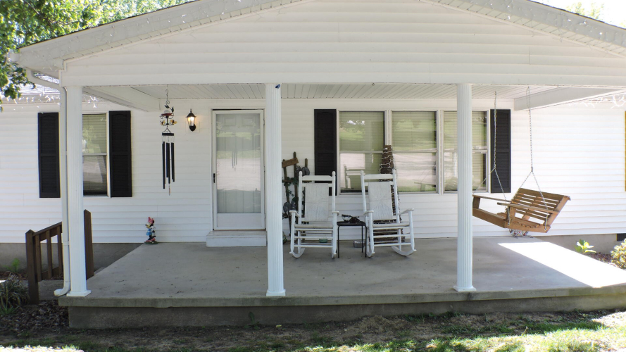 Listing Image 4
