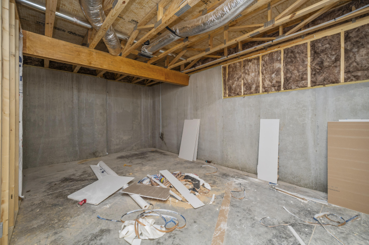 Listing Image 25