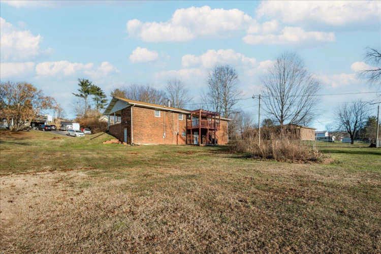 Listing Image 43