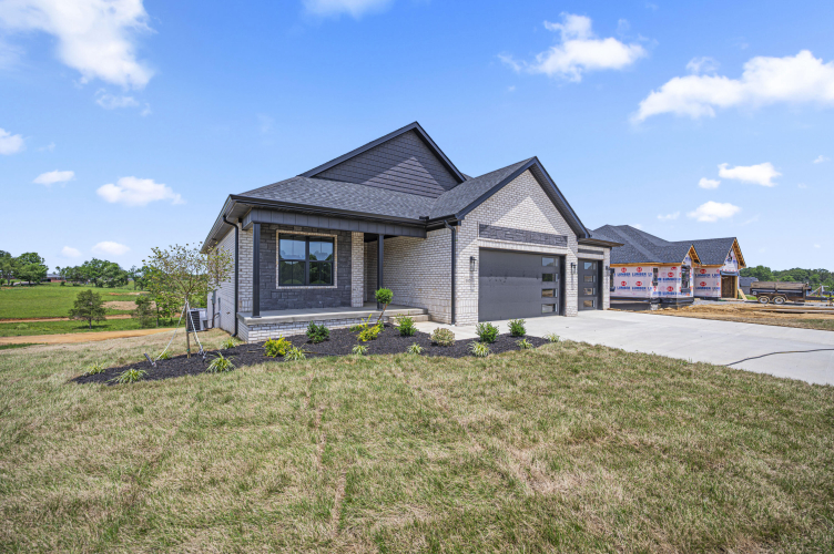 Listing Image 46