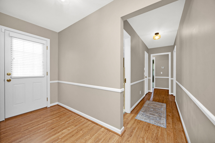 Listing Image 27