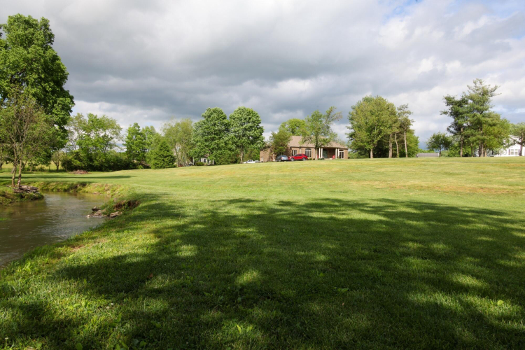 Listing Image 42