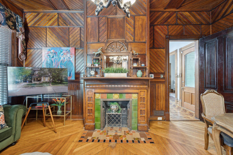 Listing Image 14