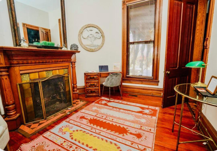 Listing Image 16