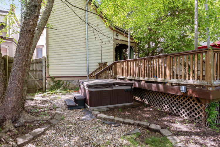 Listing Image 74
