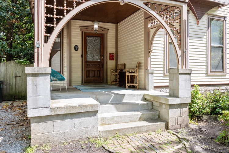 Listing Image 9