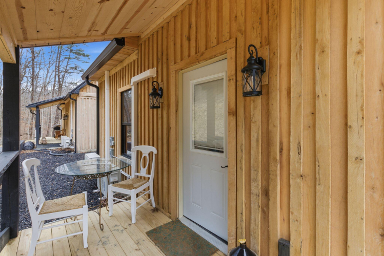 Listing Image 106