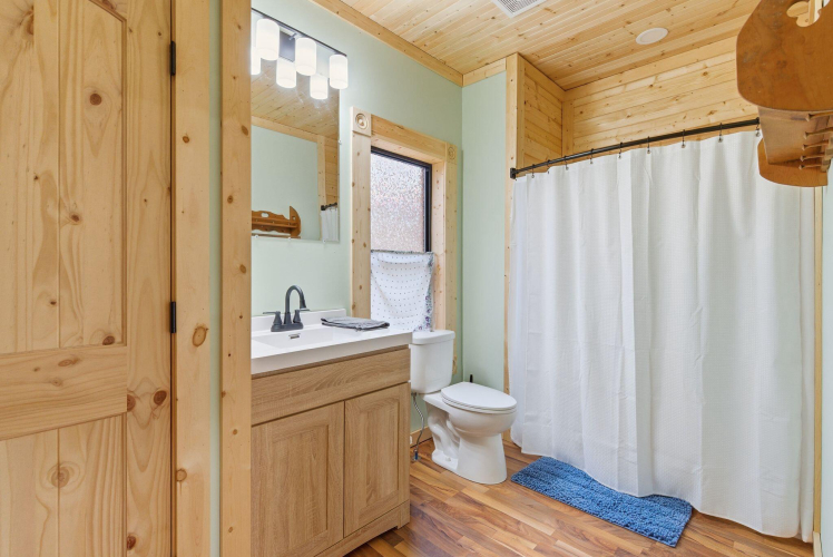 Listing Image 110
