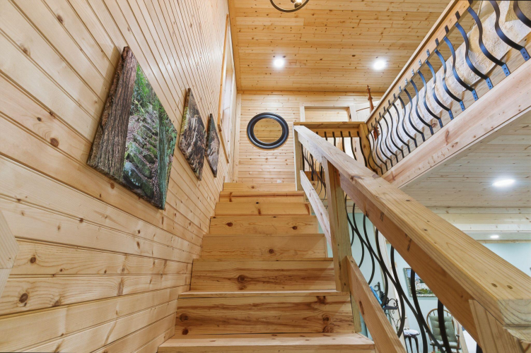 Listing Image 112