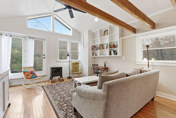 Listing Image 123