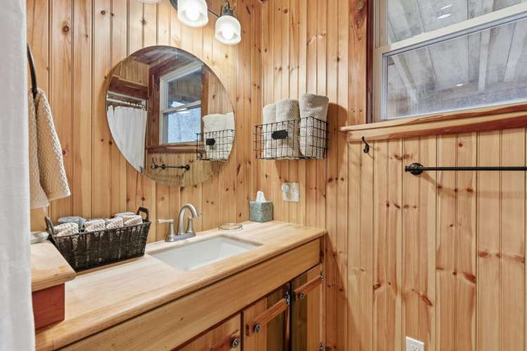 Listing Image 134