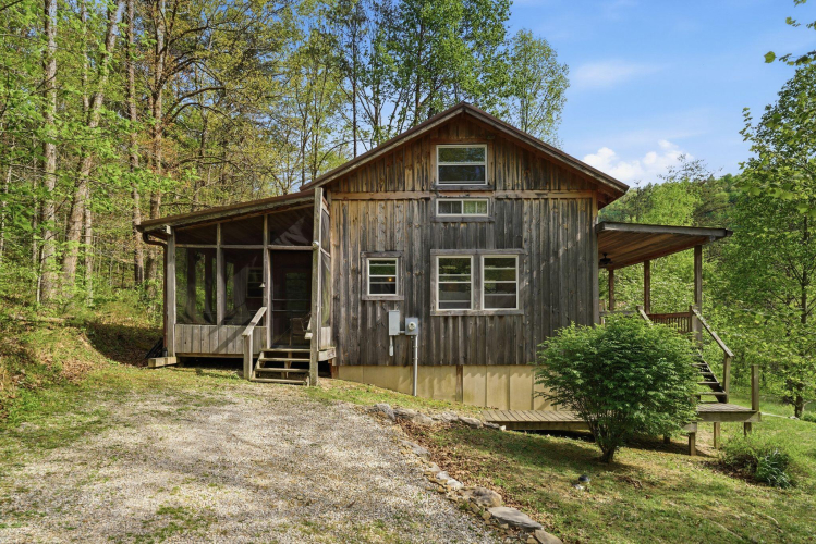 Listing Image 19