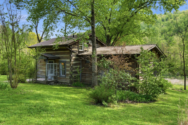 Listing Image 6