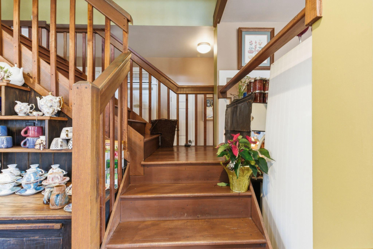 Listing Image 52
