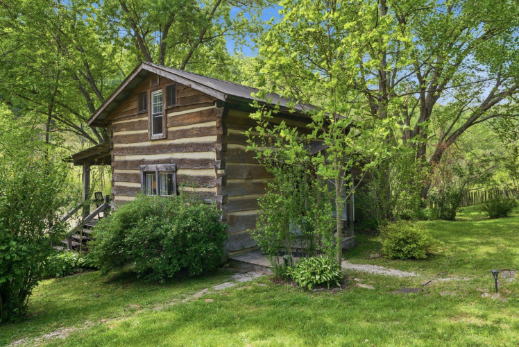 Listing Image 7