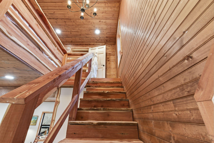 Listing Image 73