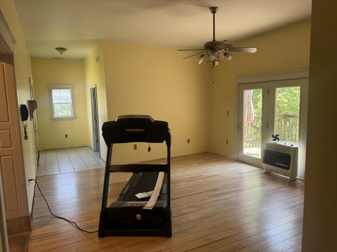Listing Image 17