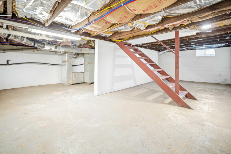 Listing Image 35