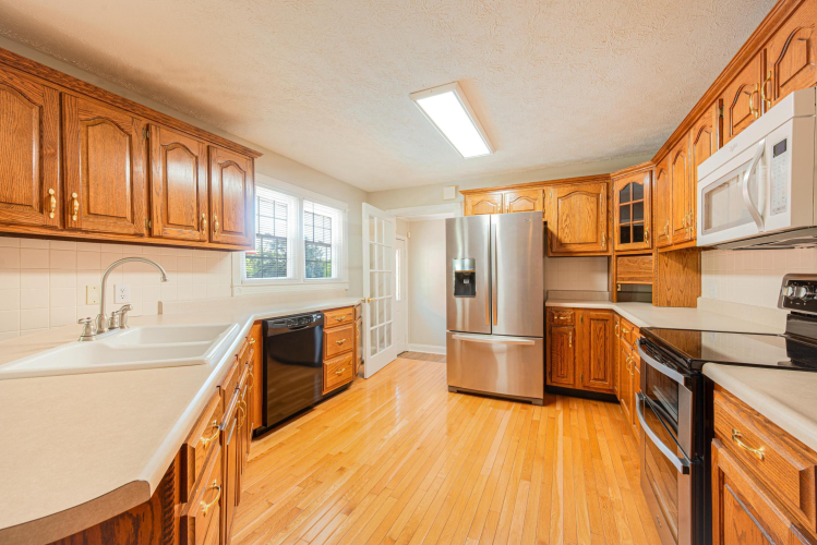 Listing Image 18