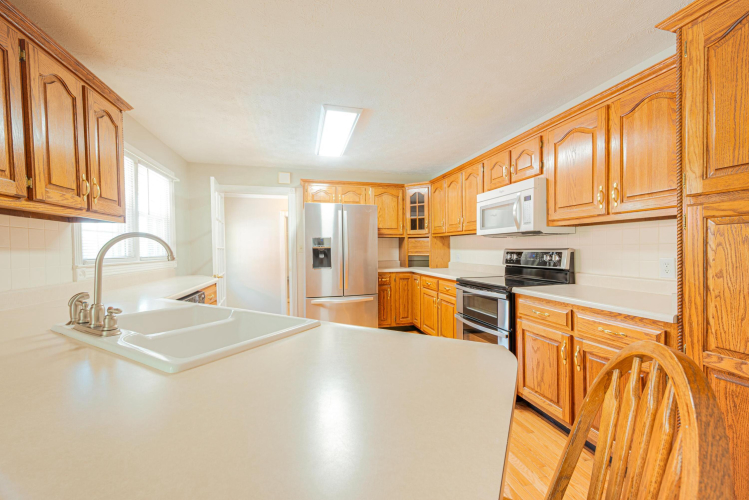 Listing Image 19