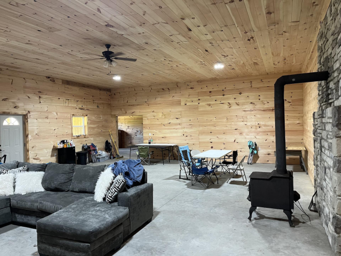 Listing Image 9