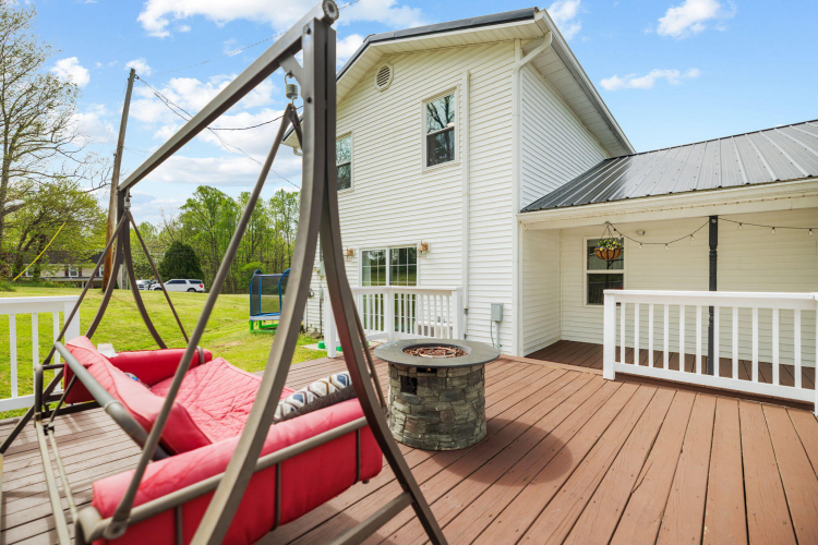 Listing Image 19