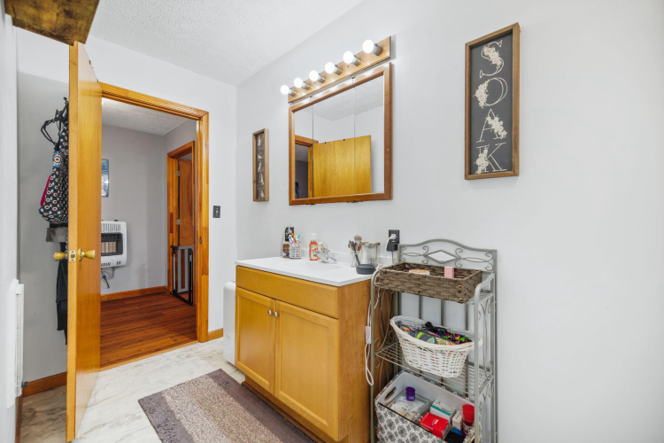 Listing Image 57