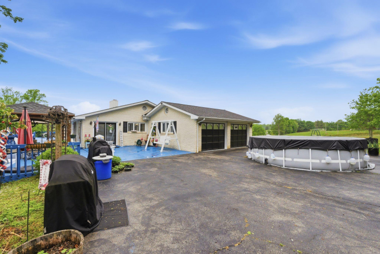 Listing Image 69
