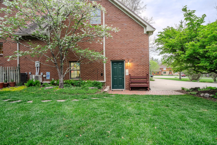 Listing Image 41