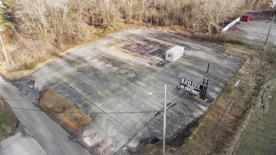 Listing Image 3