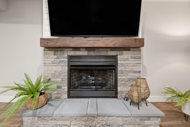 Listing Image 119