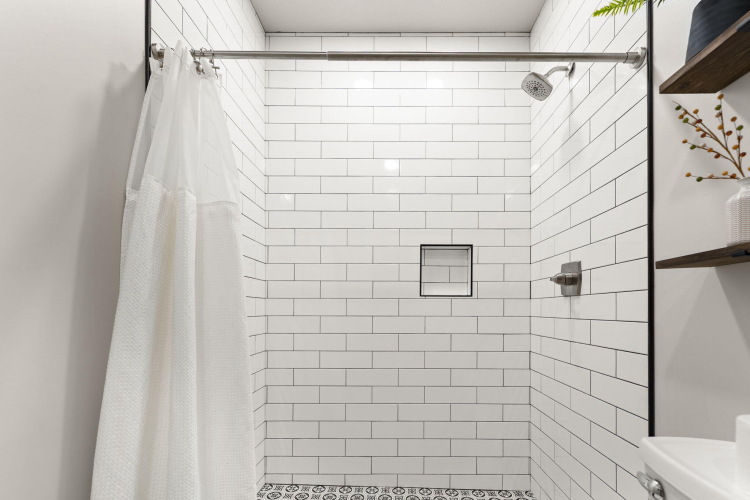 Listing Image 125
