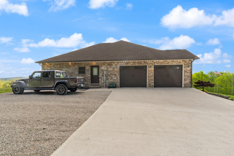 Listing Image 148