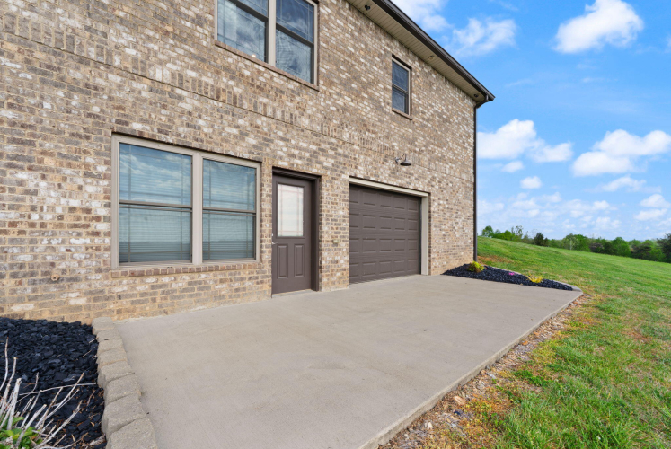 Listing Image 153